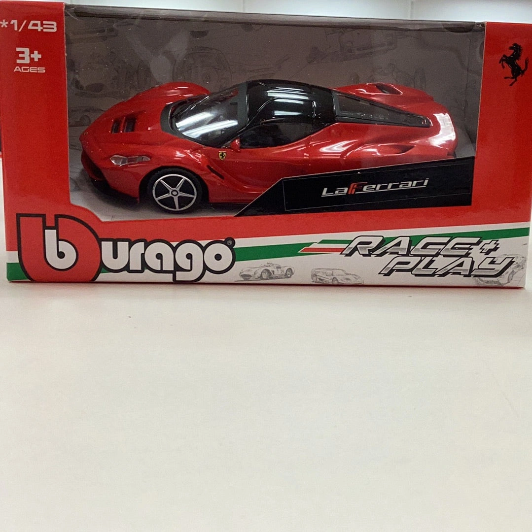 Ferrari LaFerrari 1:43 Bburago – A Legend in Miniature, Own a Piece of Racing History!
